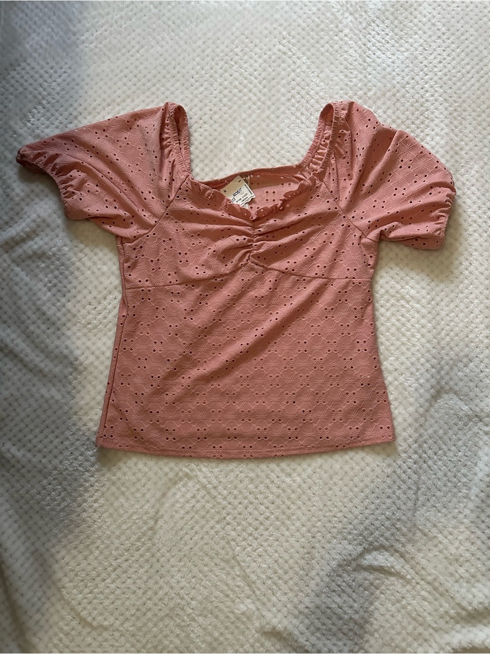 Women's Pink Eyelet Puff Sleeve Top